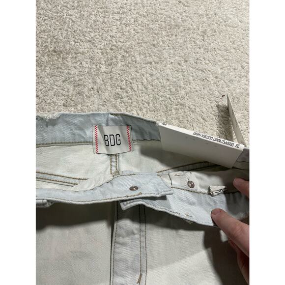 NWT BDG Urban Outfitters Womens Sz 28 Dropped Waist Destroy Denim Short Lt Blue - Picture 7 of 9